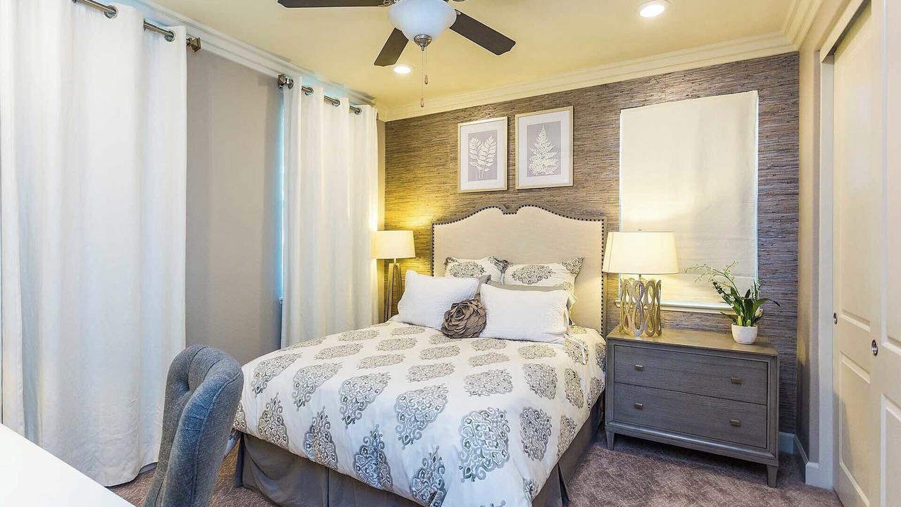 Photo of Bedroom in Portola Springs