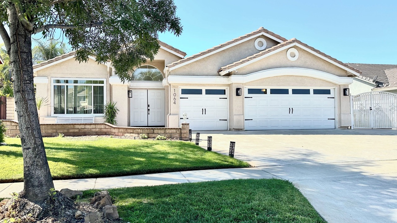 Photo of Outdoor in Corona