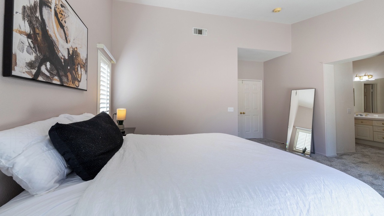 Photo of Bedroom in Loma Linda