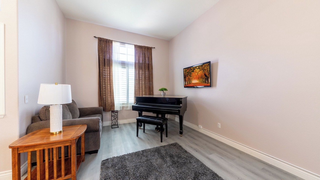Photo of Livingroom in Loma Linda