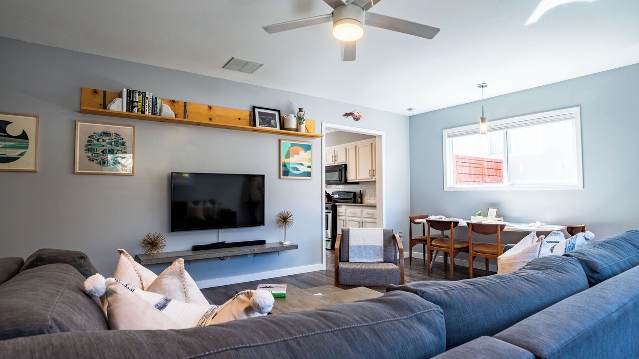 Photo of Livingroom in Belmont Heights