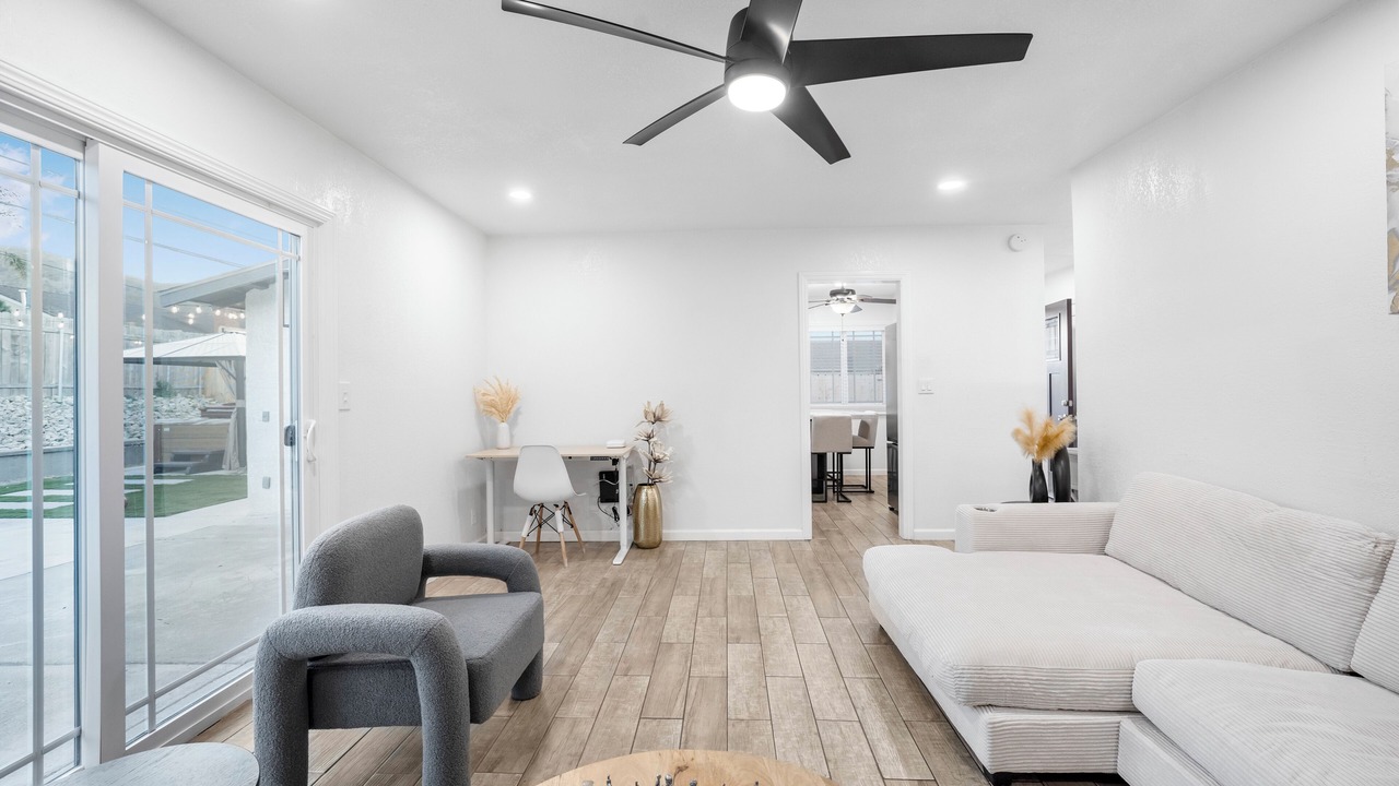 Photo of Livingroom in Lompoc
