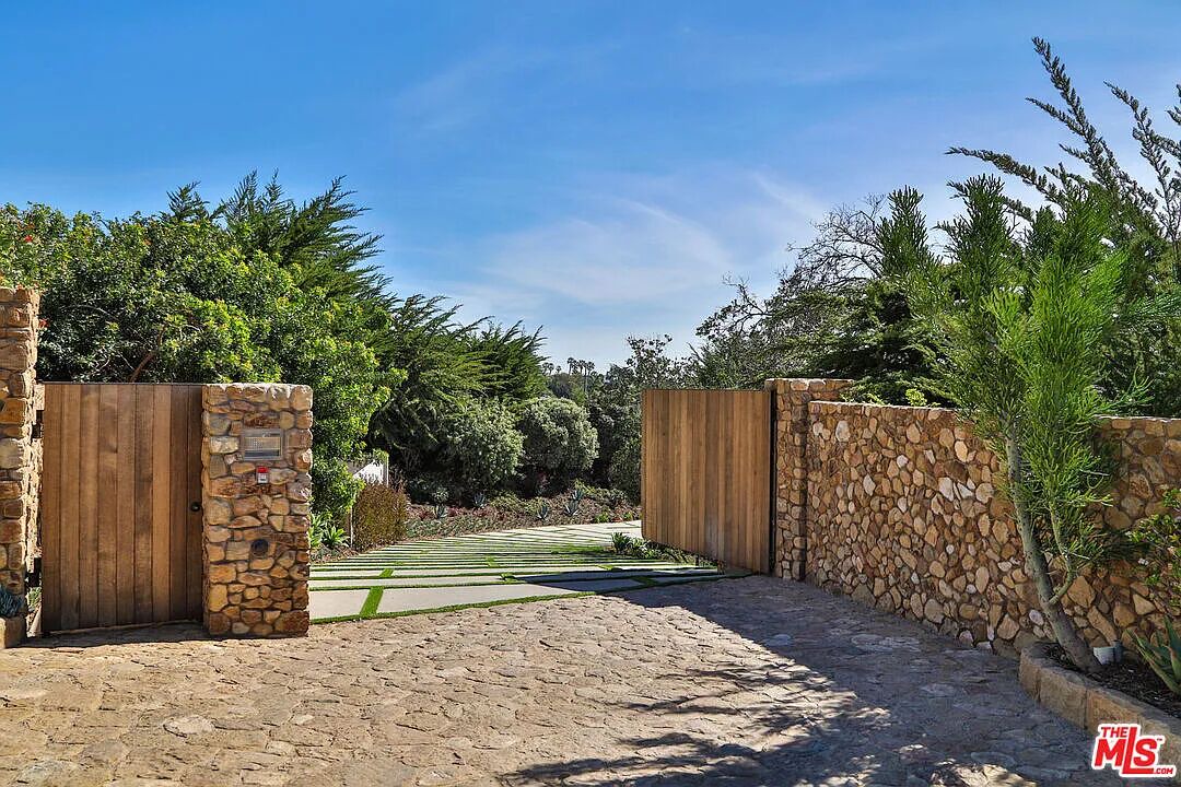 Photo of Outdoor in Malibu