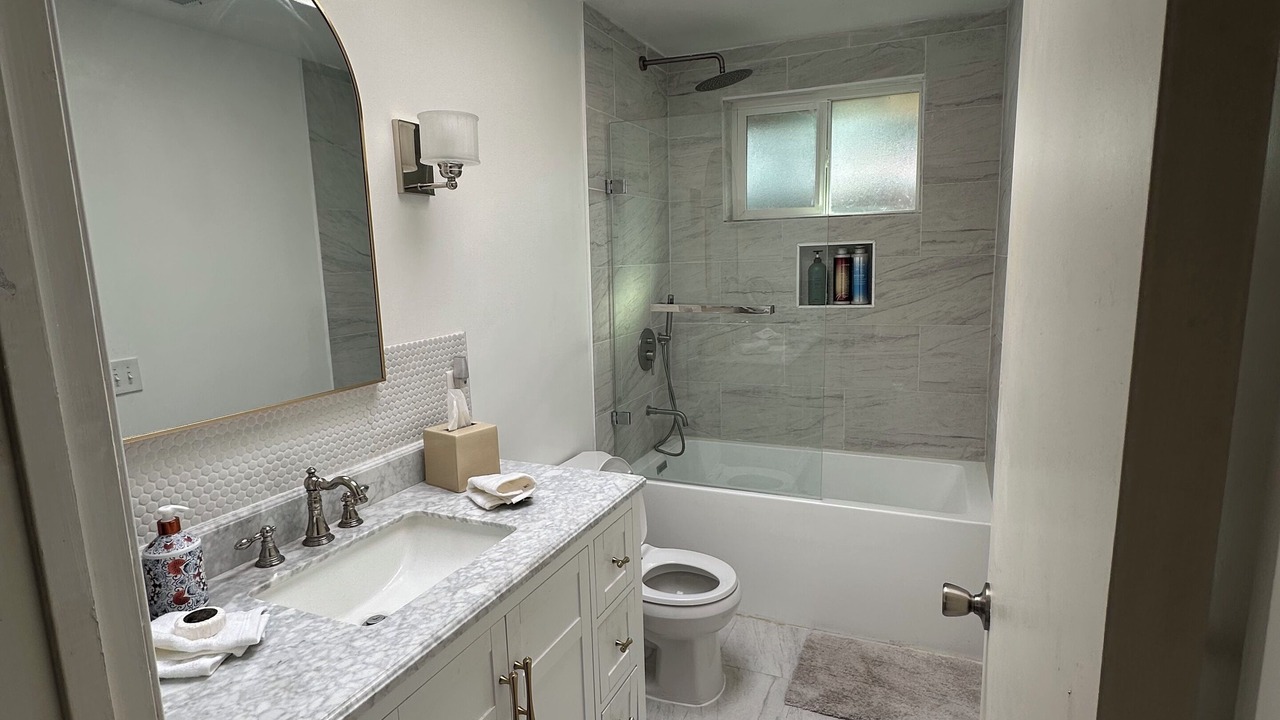 Photo of Bathroom in Sunland-Tujunga