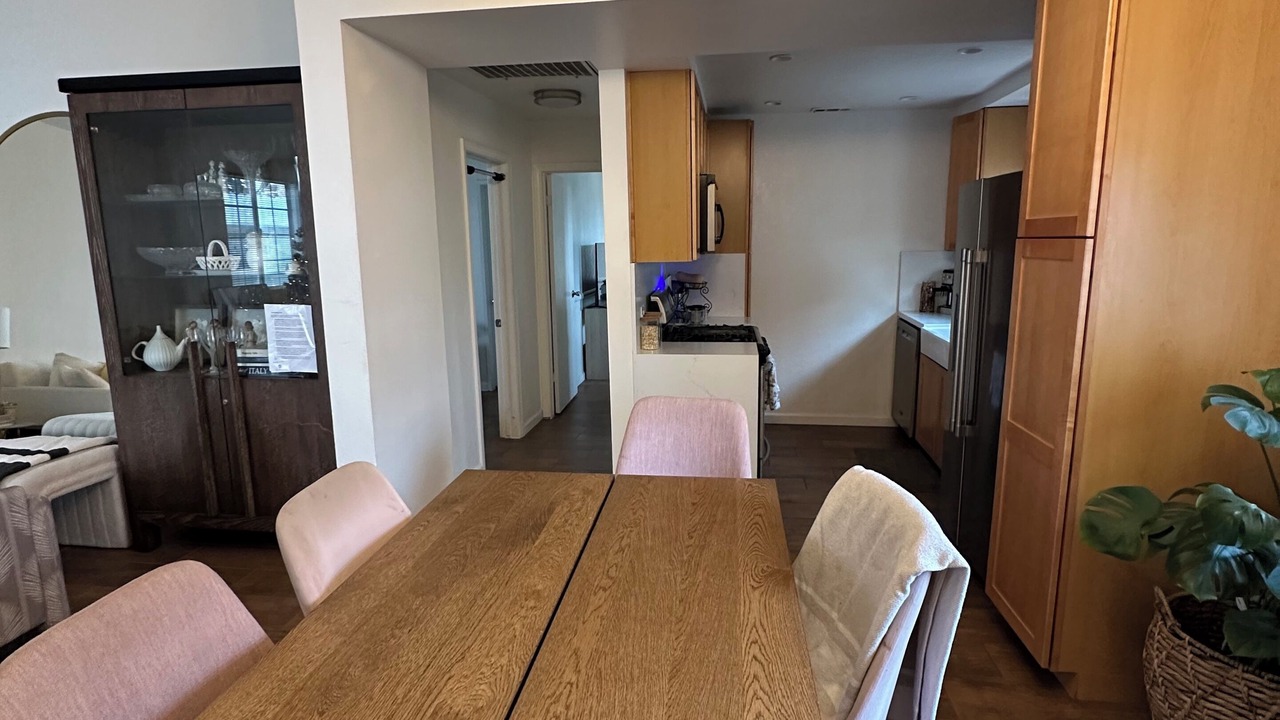 Photo of Others in Sunland-Tujunga
