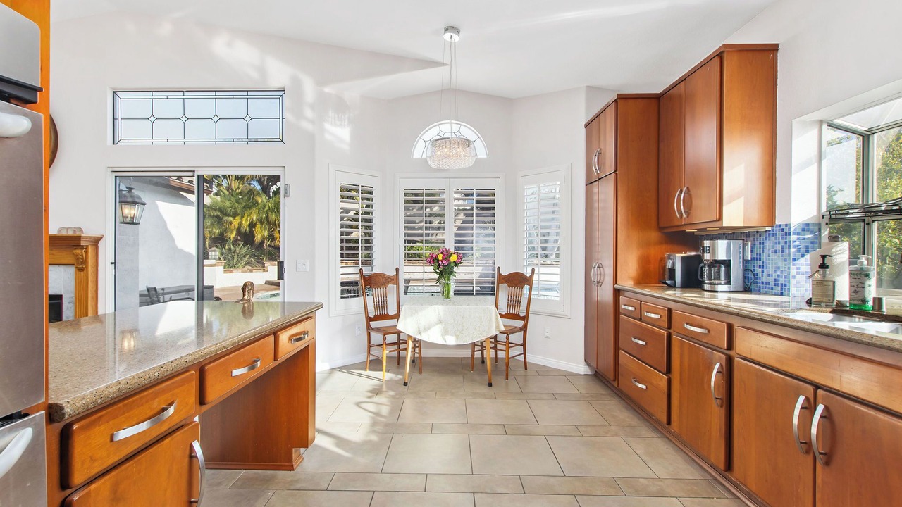 Photo of Kitchen in Ivey Ranch - Rancho Del Oro