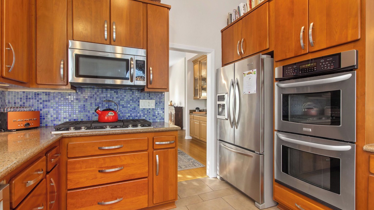 Photo of Kitchen in Ivey Ranch - Rancho Del Oro