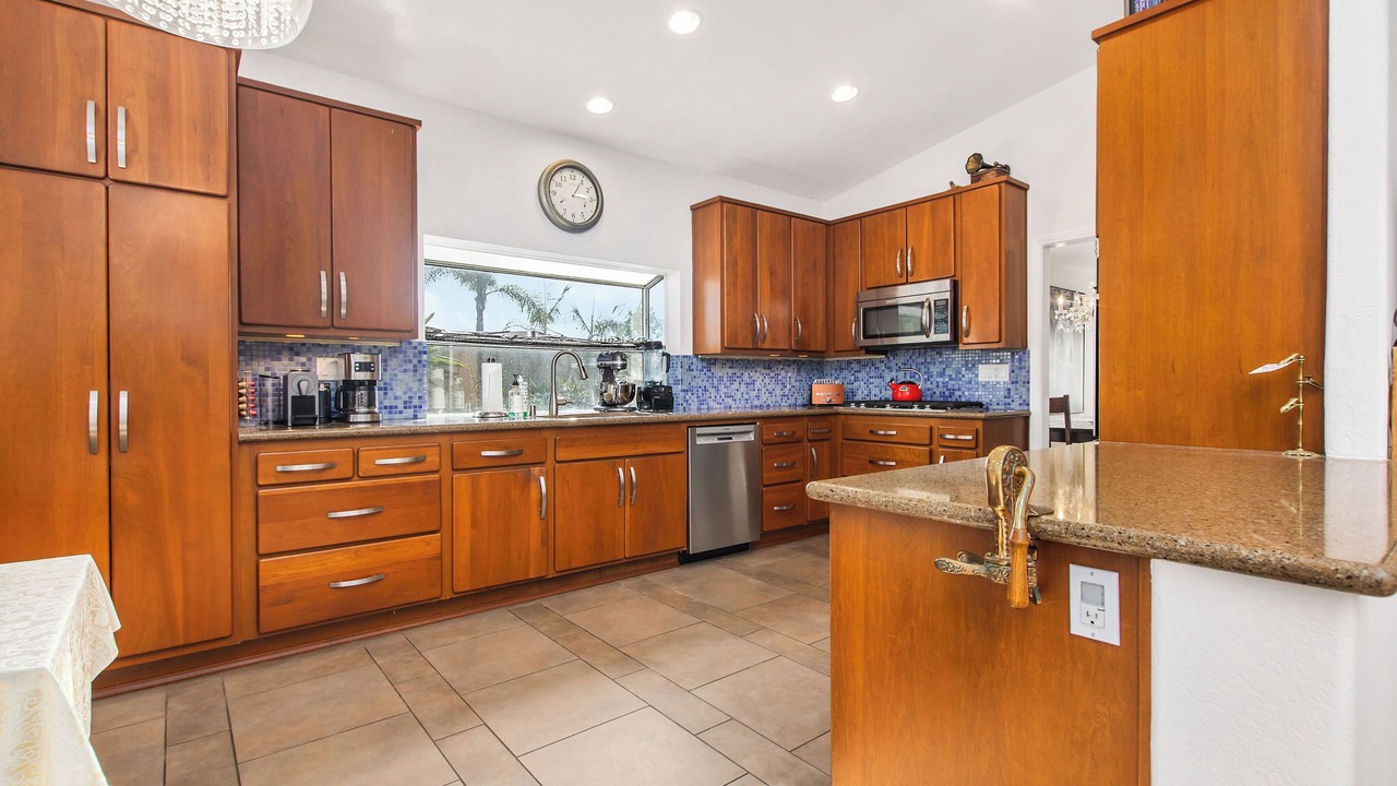 Photo of Kitchen in Ivey Ranch - Rancho Del Oro