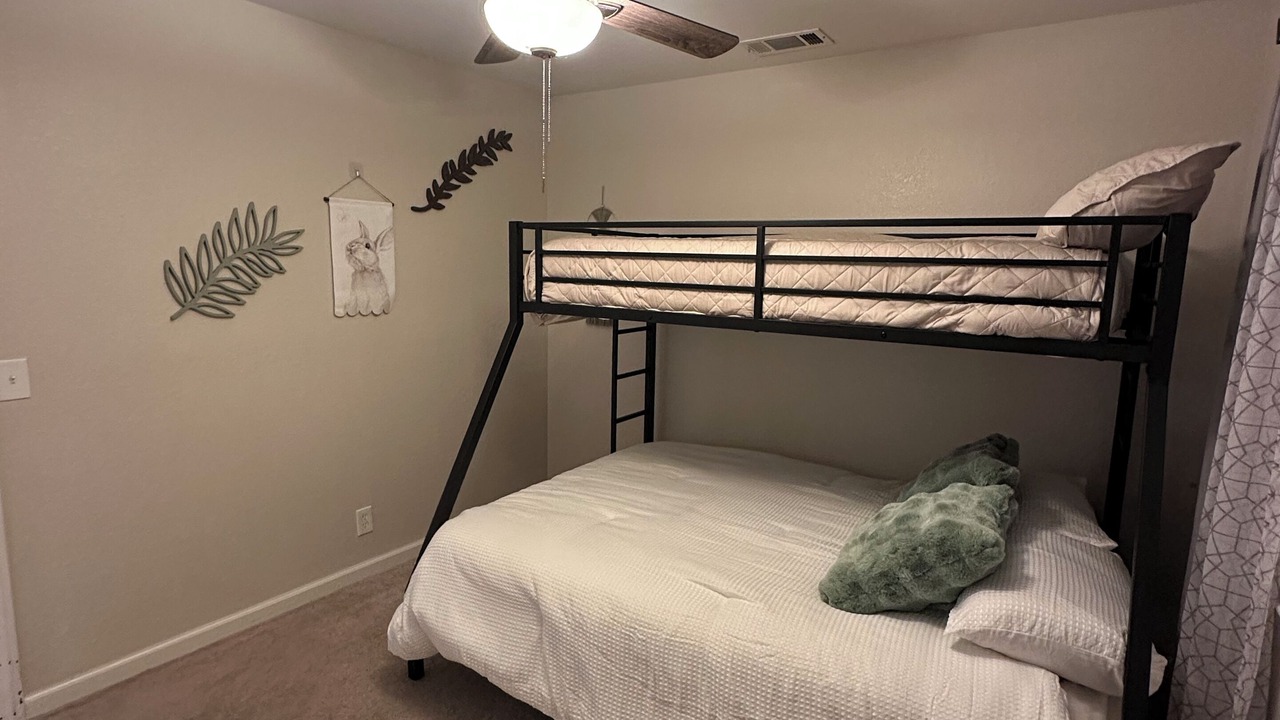 Photo of Bedroom in Apple Valley