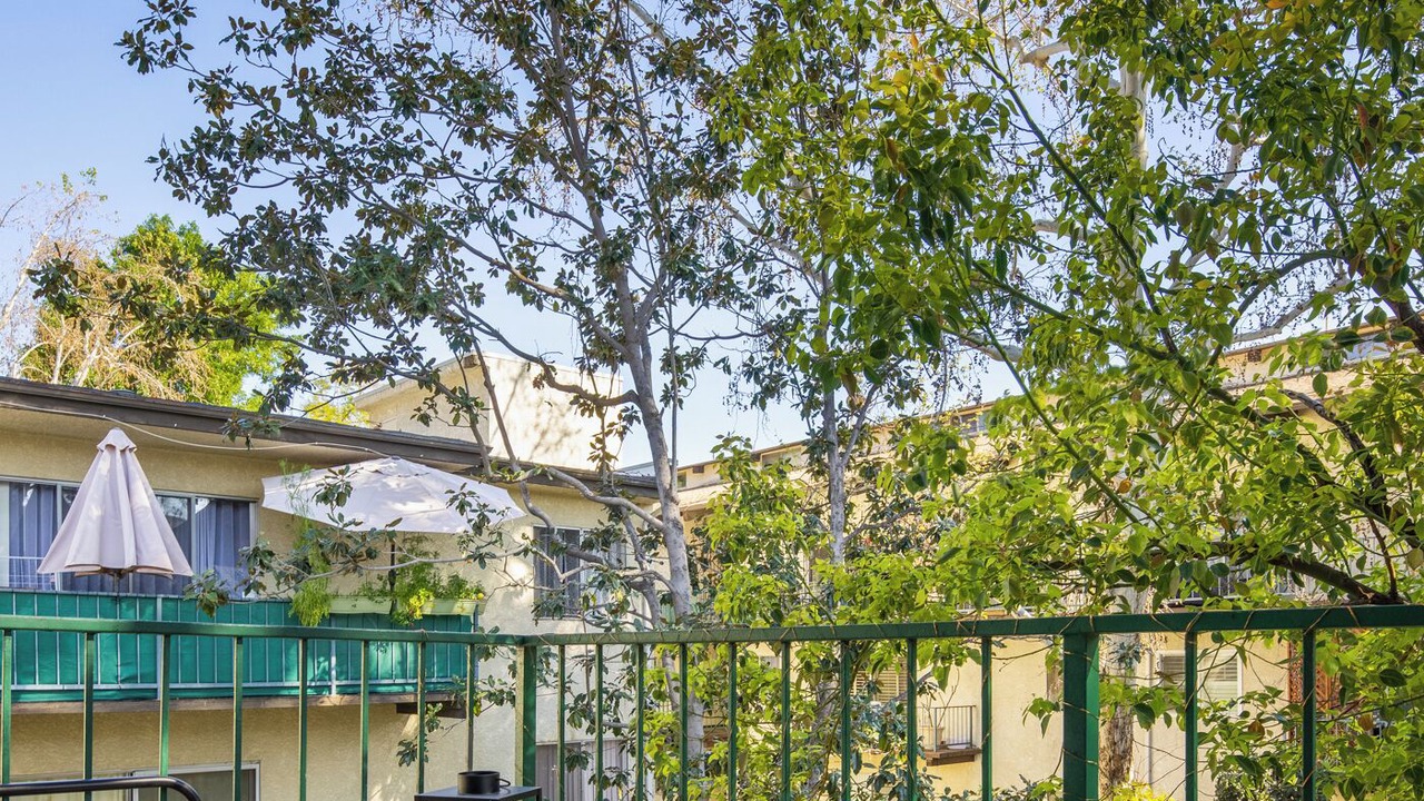 Photo of Outdoor in Encino