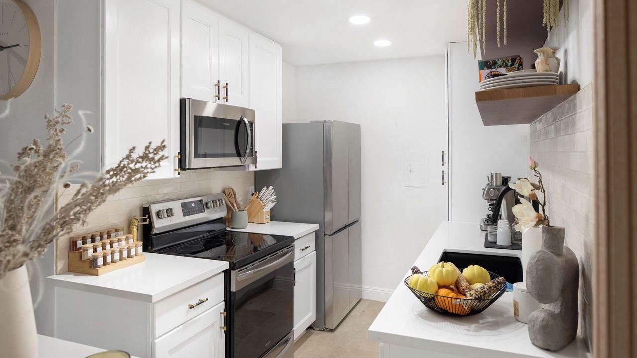 Photo of Kitchen in Encino
