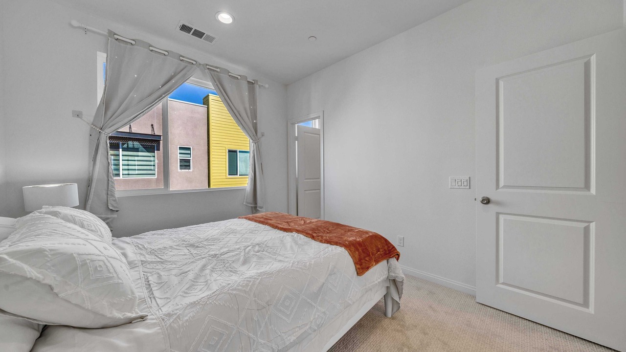 Photo of Bedroom in Northwest Anaheim