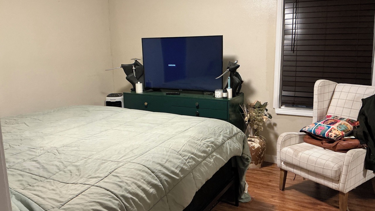 Photo of Bedroom in Inglewood