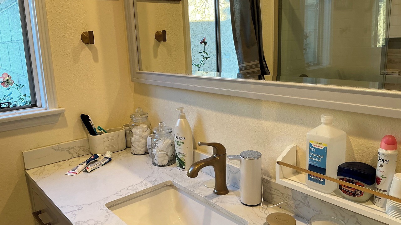 Photo of Bathroom in Inglewood