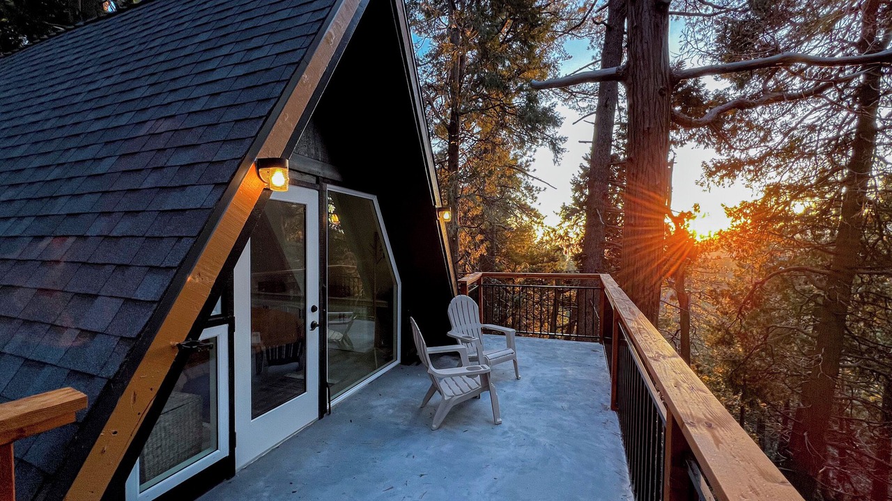Photo of Patio Balcony in Crestline