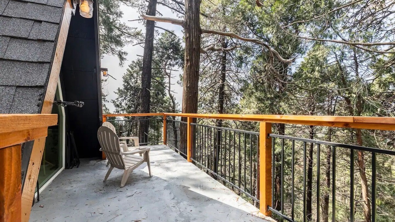 Photo of Patio Balcony in Crestline