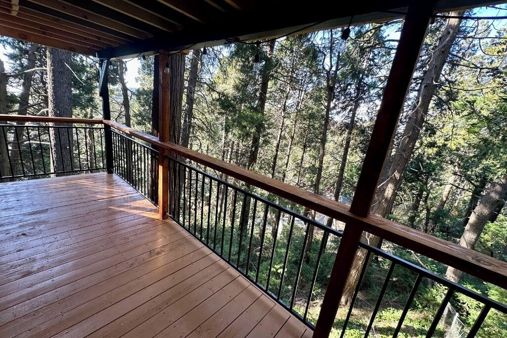 Photo of Outdoor in Crestline