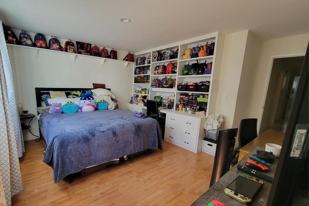 Photo of Bedroom in Downey