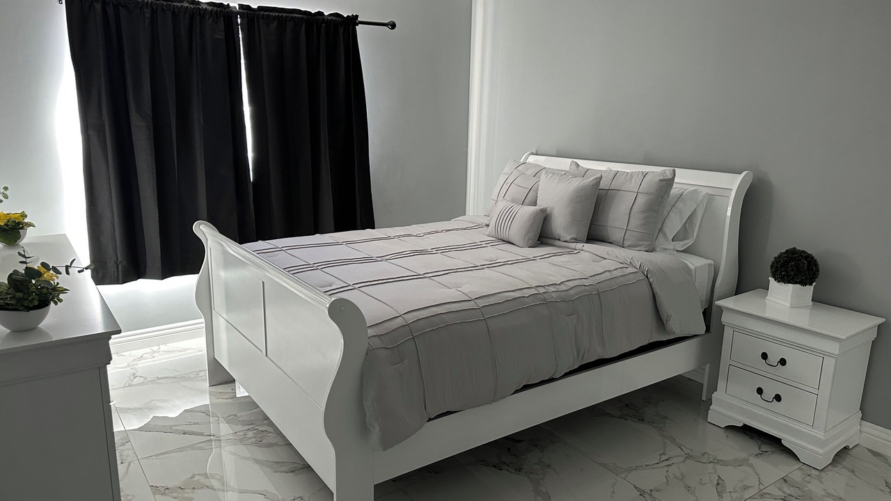 Photo of Bedroom in Hesperia