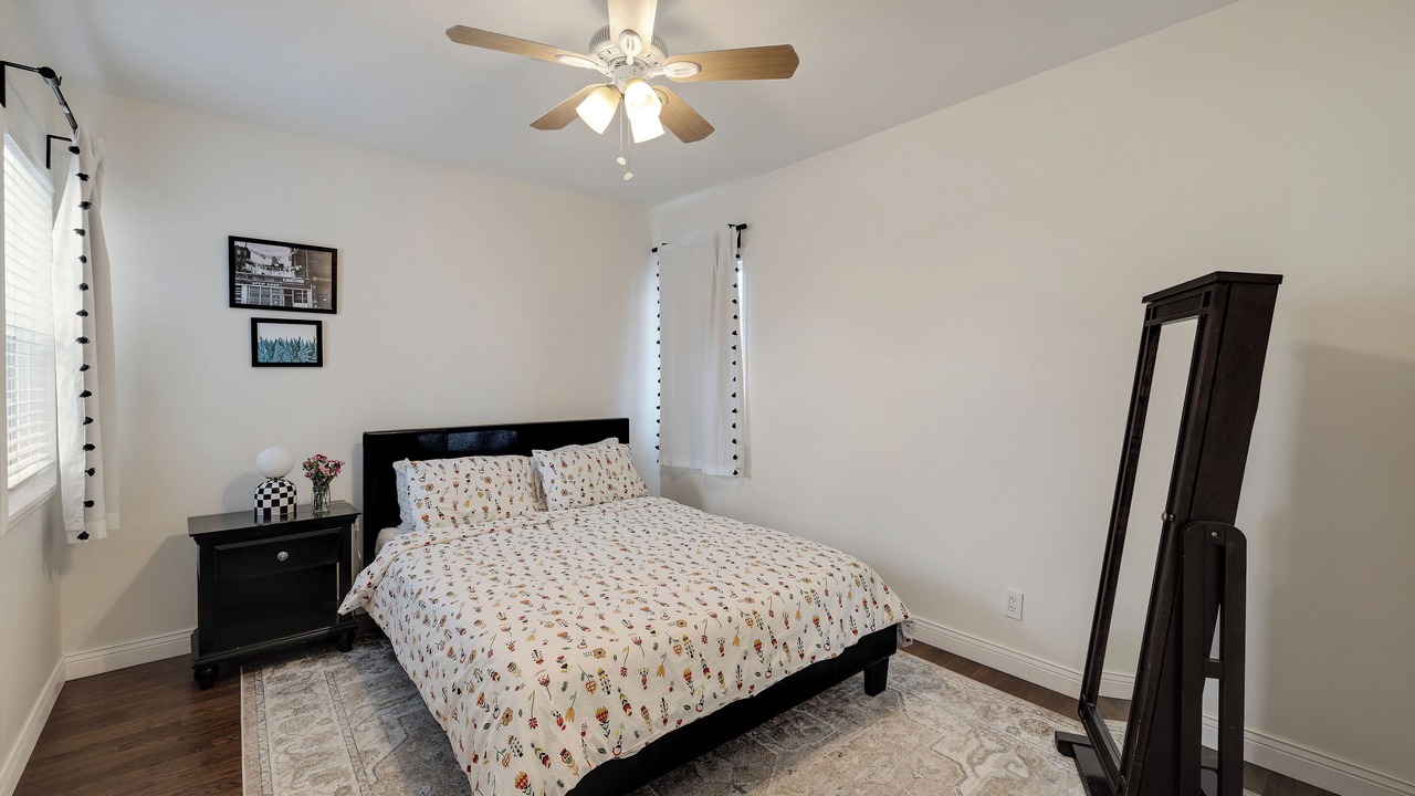 Photo of Bedroom in Hawthorne