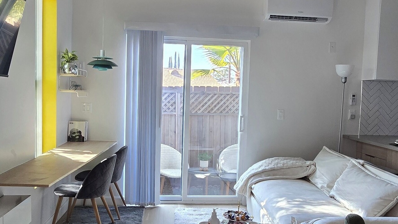 Photo of Bedroom in La Crescenta-Montrose