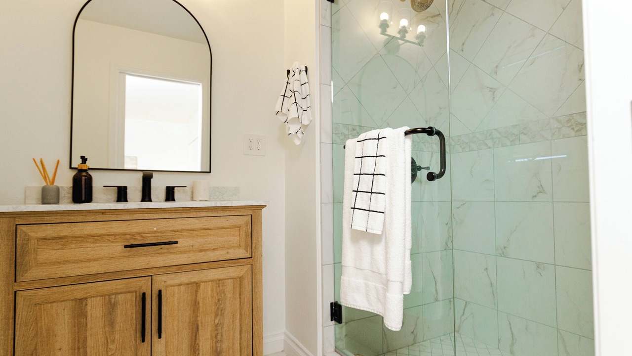 Photo of Bathroom in Southeast Anaheim
