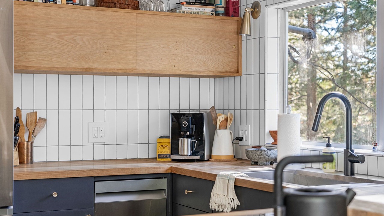 Photo of Kitchen in Lake Arrowhead