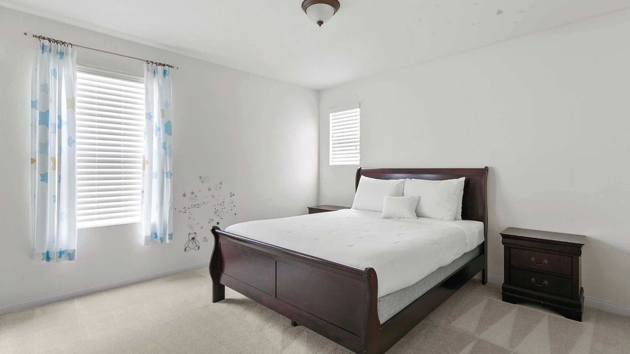 Photo of Bedroom in Chino