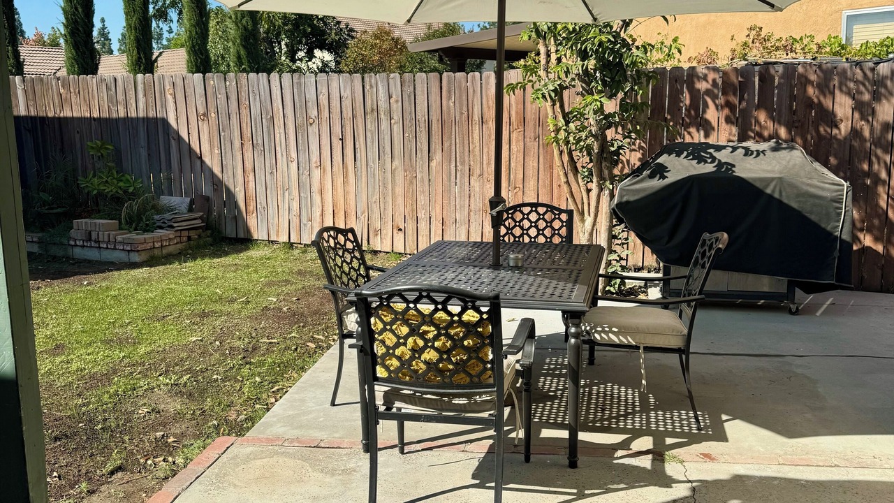 Photo of Outdoor in Southridge Village
