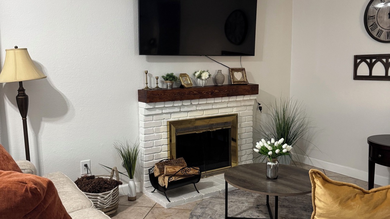 Photo of Livingroom in Southridge Village