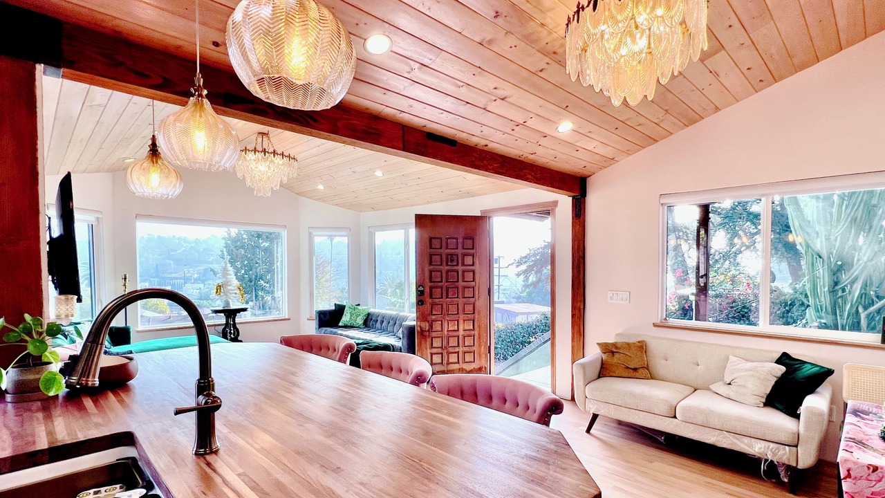 Photo of Livingroom in Eagle Rock