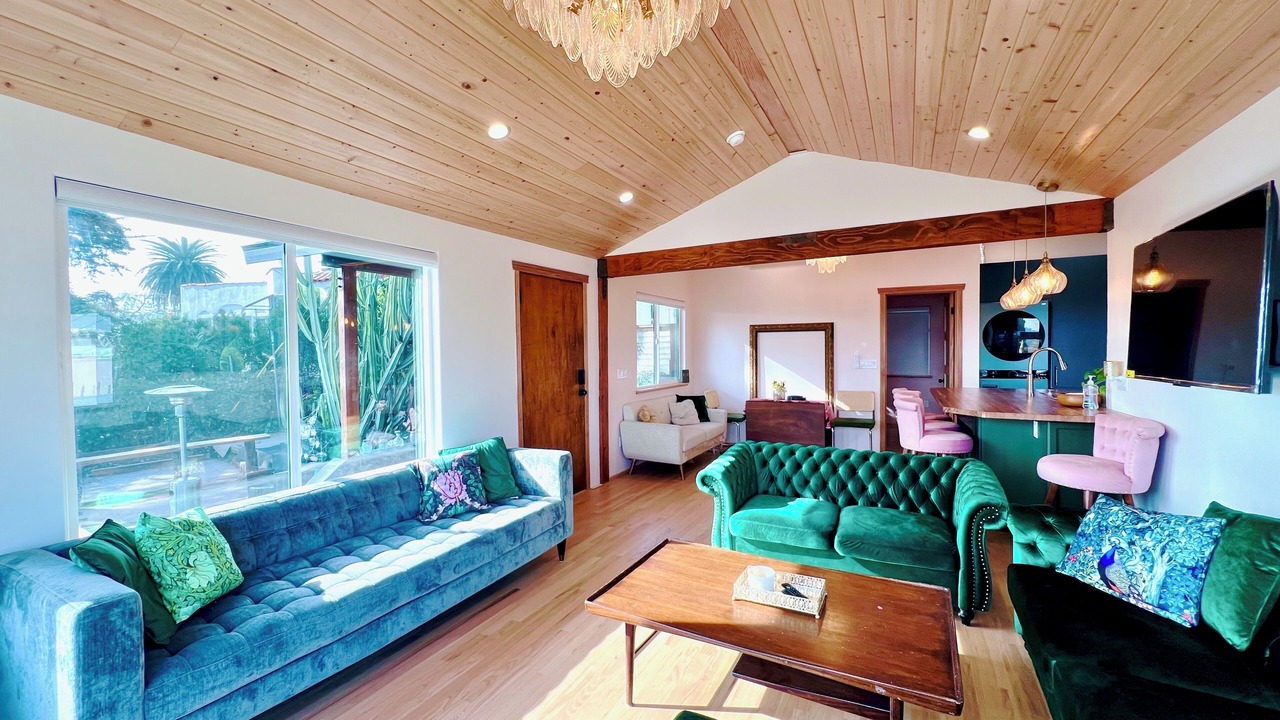 Photo of Livingroom in Eagle Rock