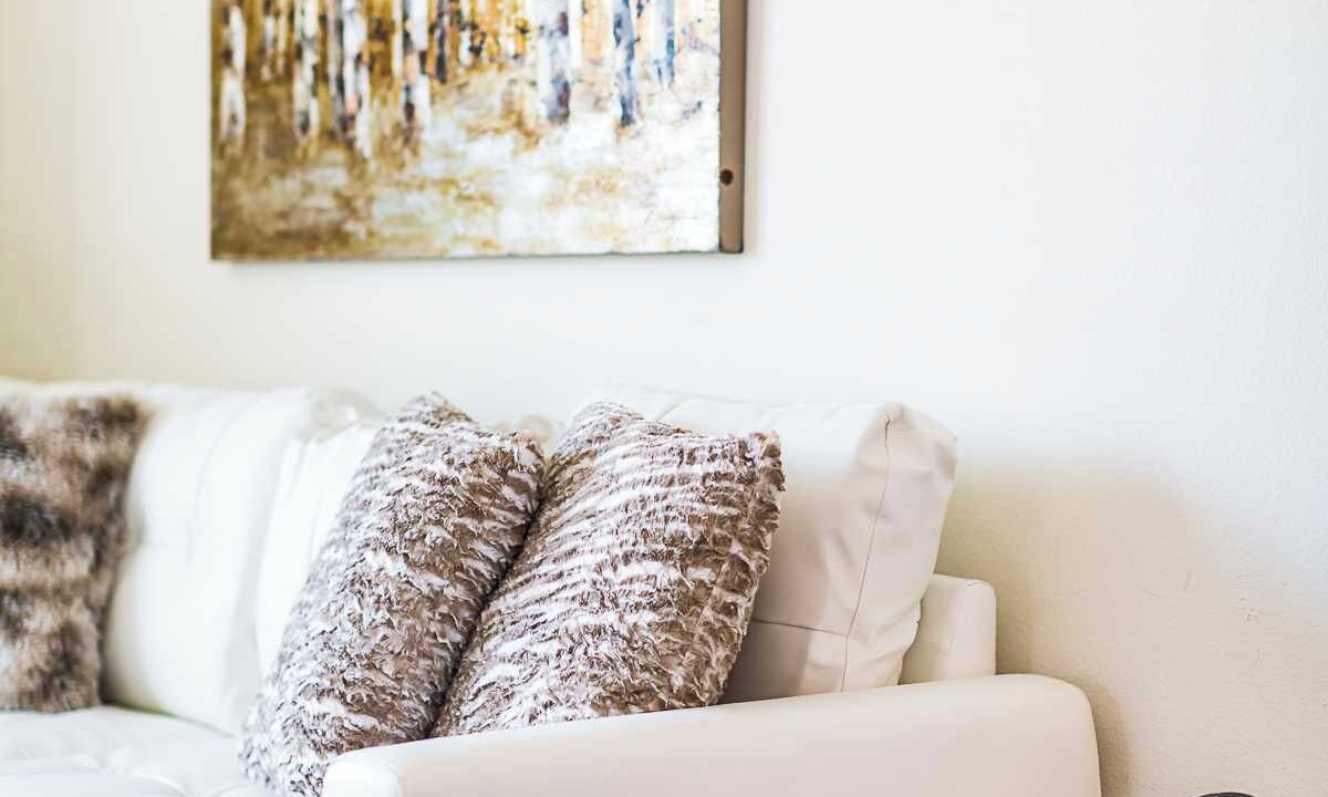 Photo of Livingroom in Upland