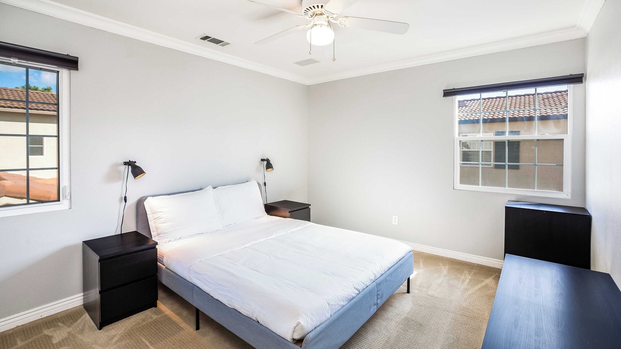 Photo of Bedroom in Lower Peters Canyon