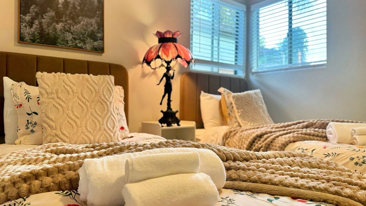 Photo of Bedroom in Mid Central