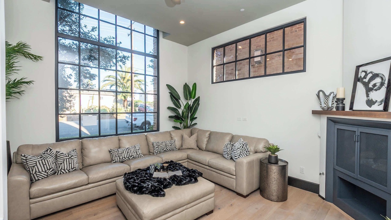 Photo of Livingroom in South Oceanside