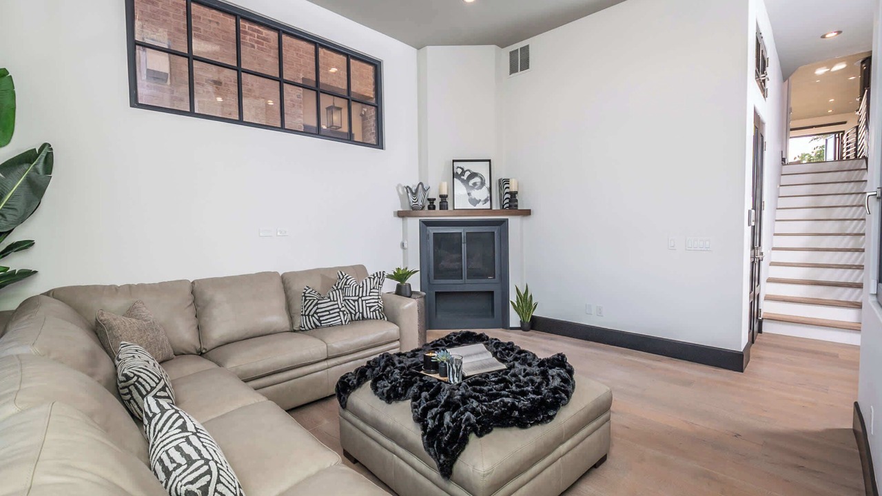 Photo of Livingroom in South Oceanside