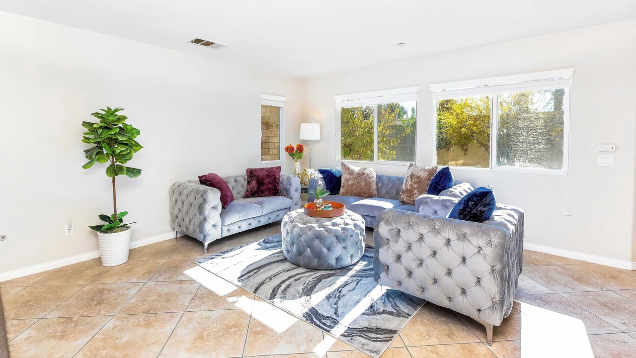 Photo of Livingroom in Fontana