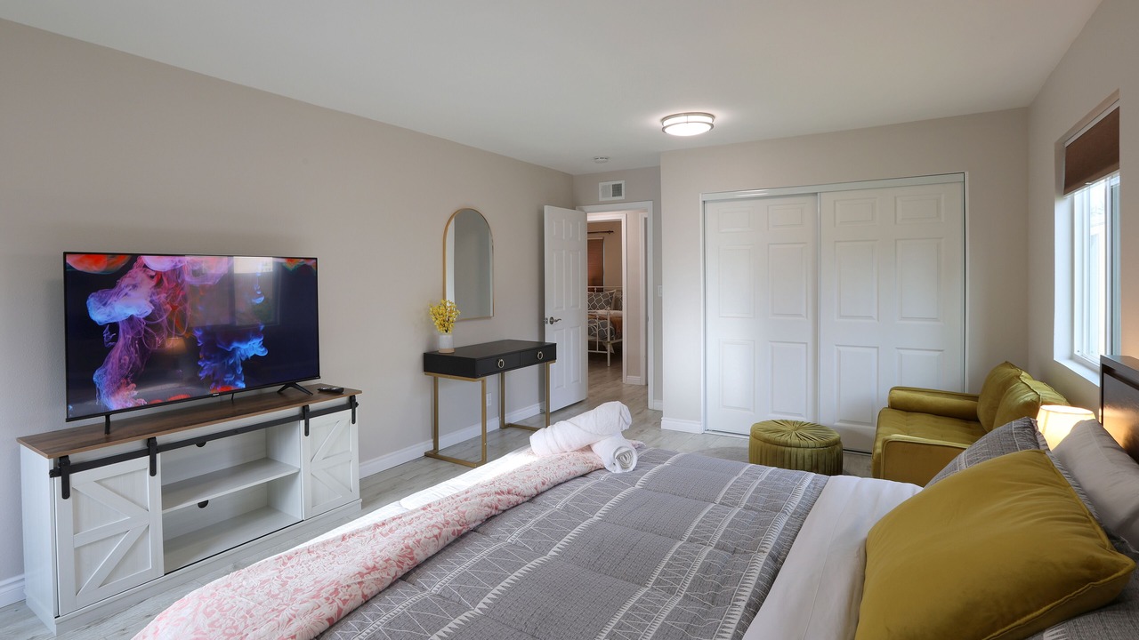Photo of Bedroom in Buena Park