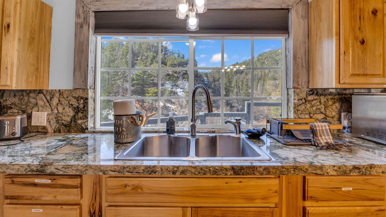 Photo of Kitchen in Arrowbear Lake