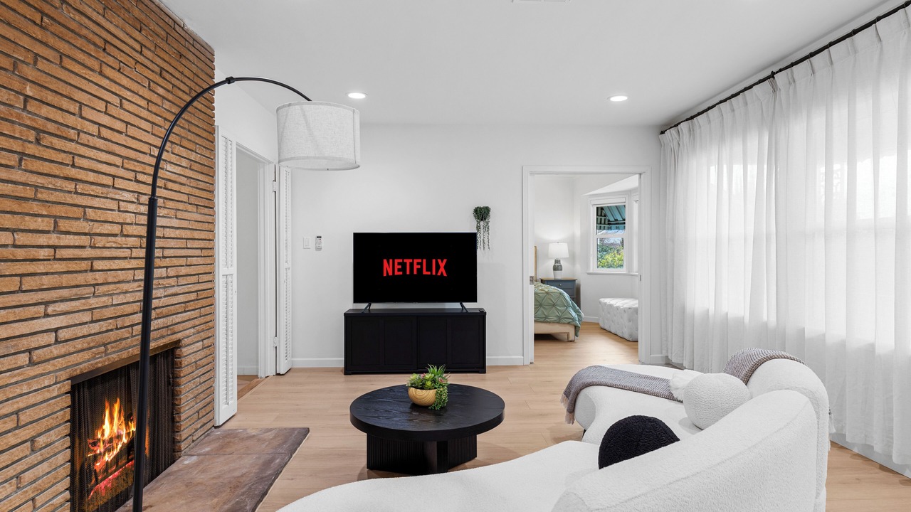 Photo of Livingroom in San Gabriel