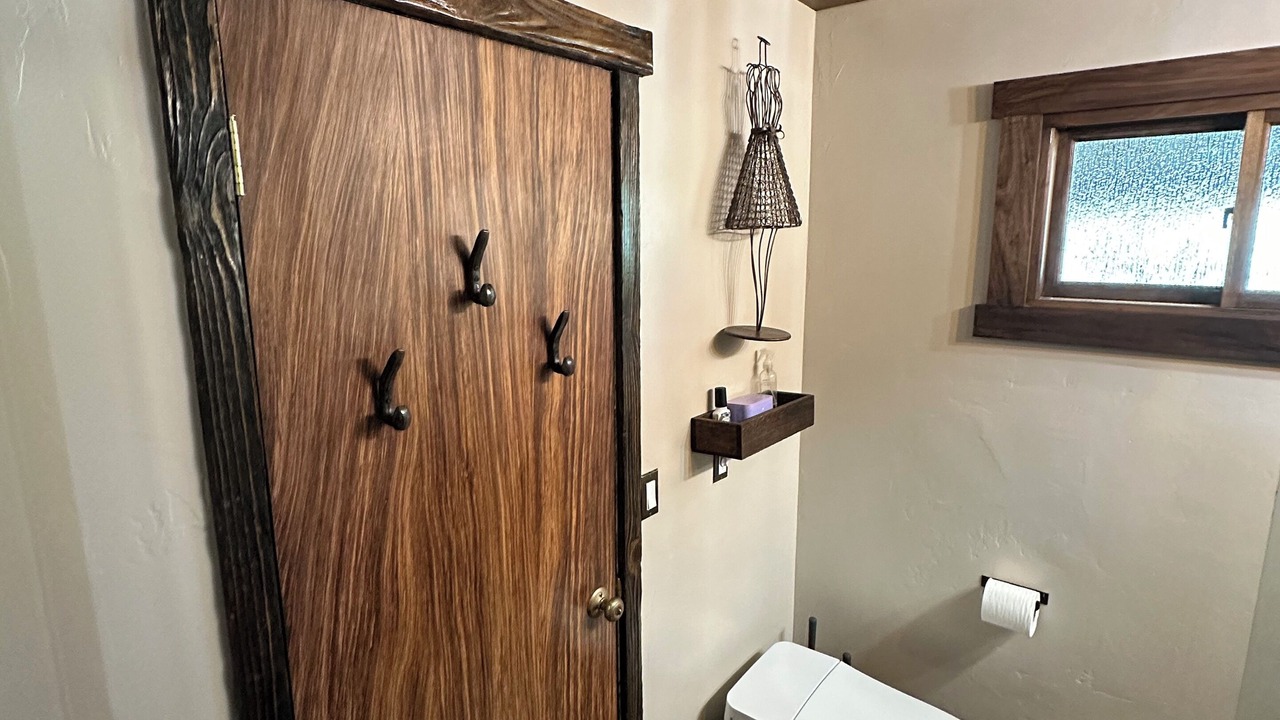 Photo of Bathroom in Wrightwood
