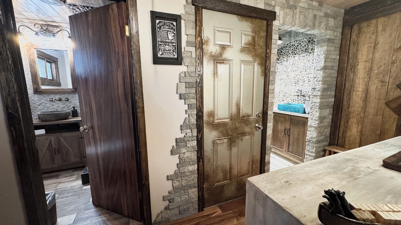Photo of Bathroom in Wrightwood