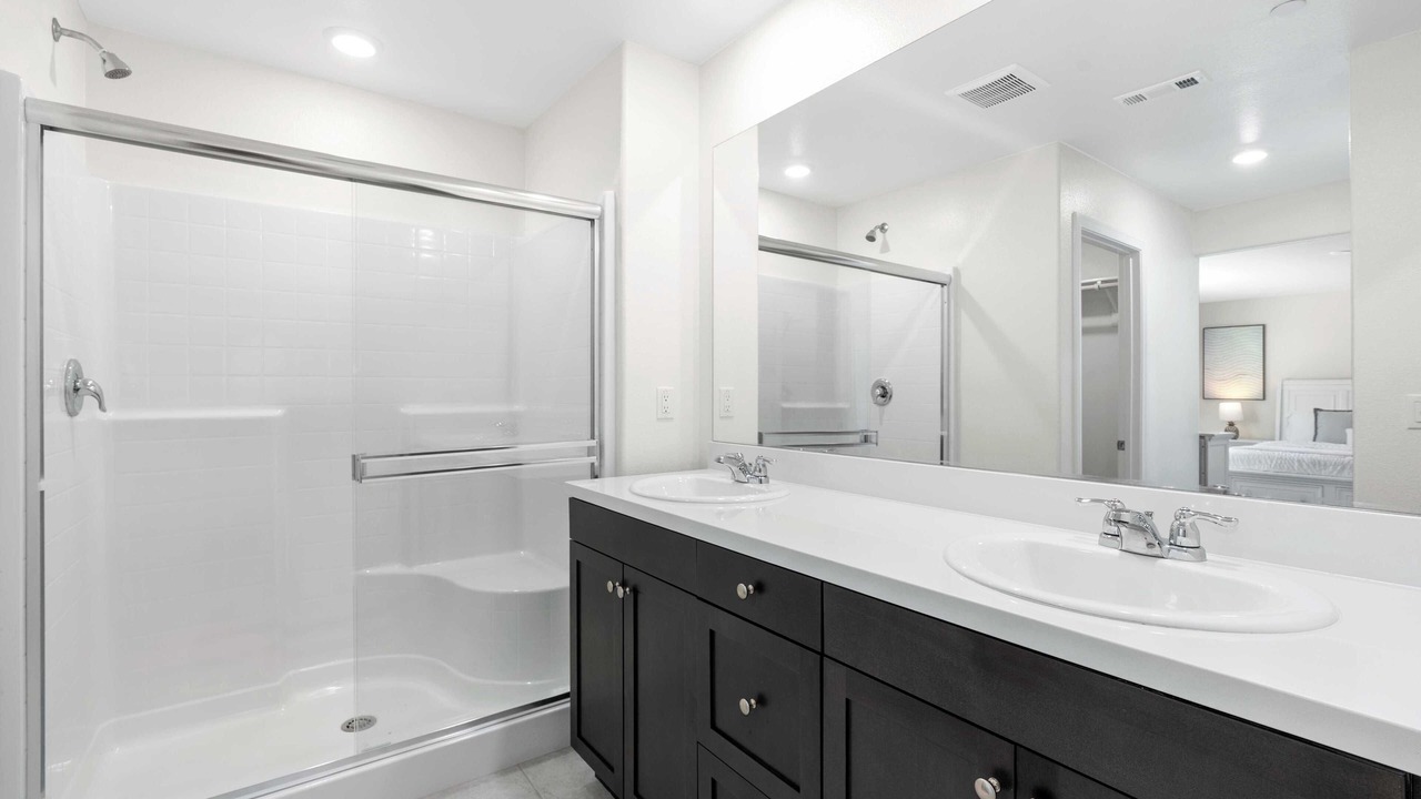 Photo of Bathroom in Jurupa Valley