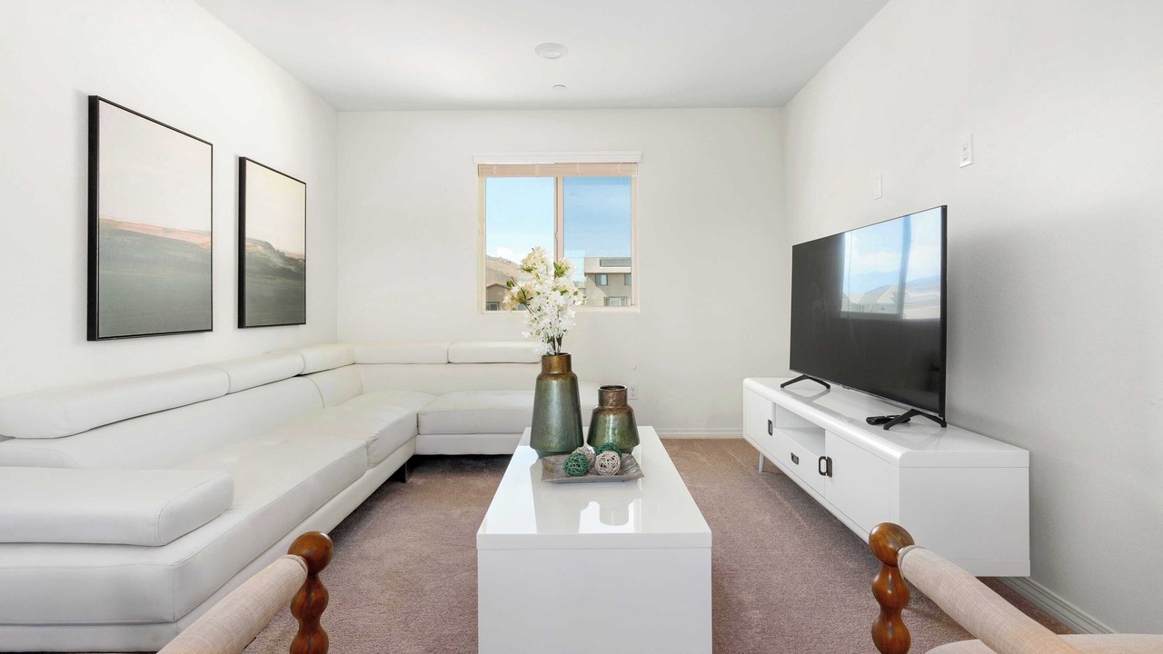 Photo of Livingroom in Jurupa Valley