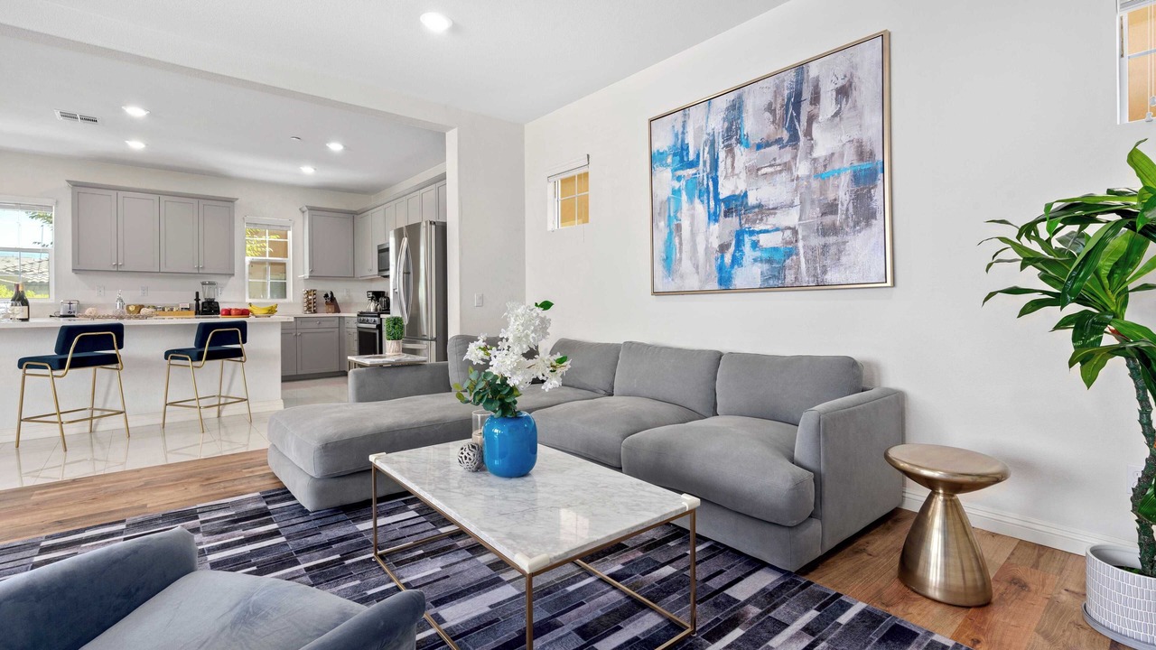 Photo of Livingroom in Chino