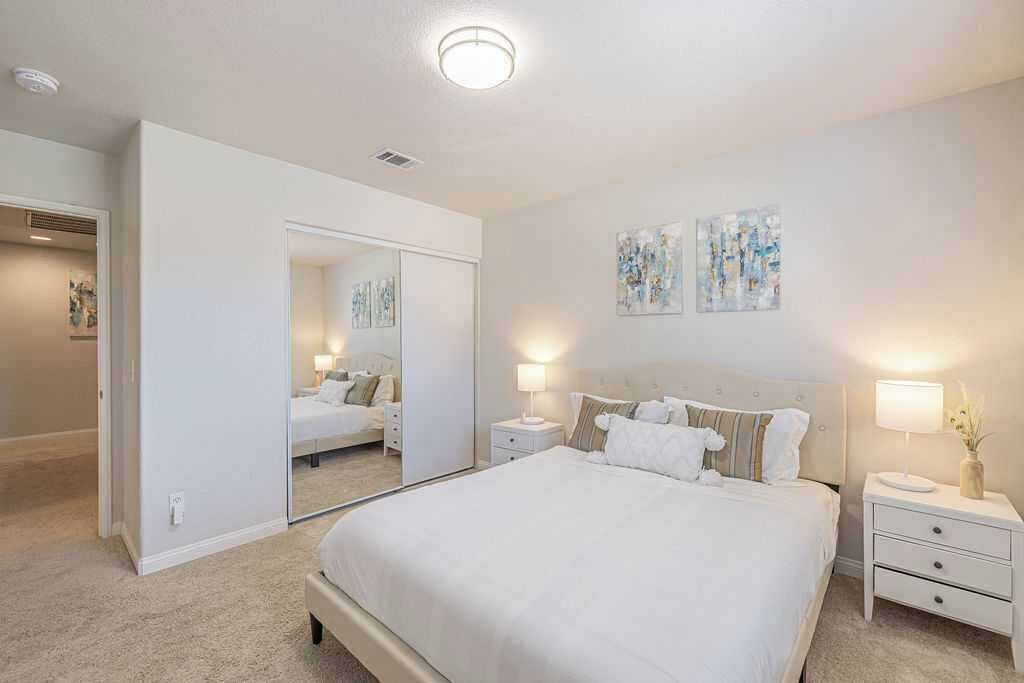 Photo of Bedroom in Palmdale