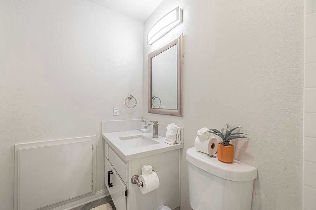 Photo of Bathroom in Palmdale