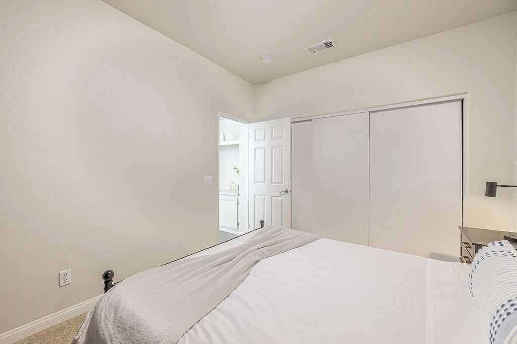 Photo of Bedroom in Palmdale
