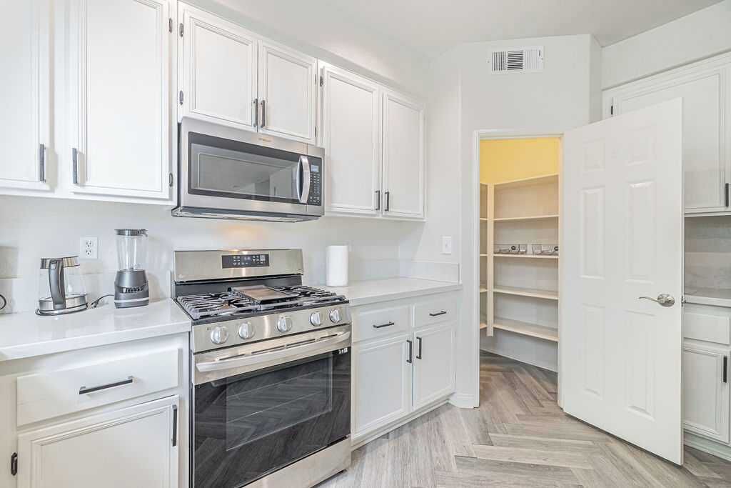 Photo of Kitchen in Palmdale